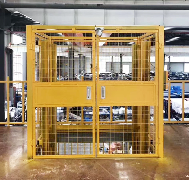 铅山智能导轨式升降机亮相